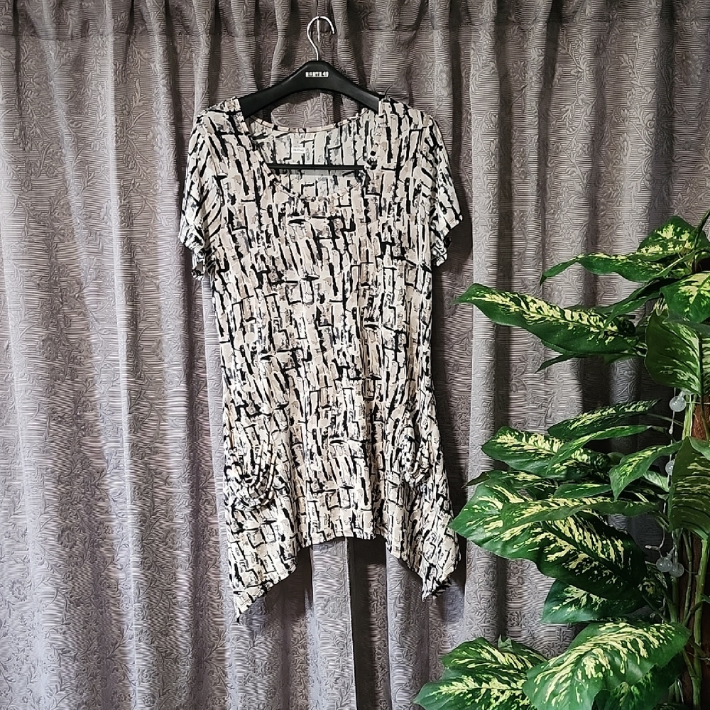 Stylish Black and White Mini Dress